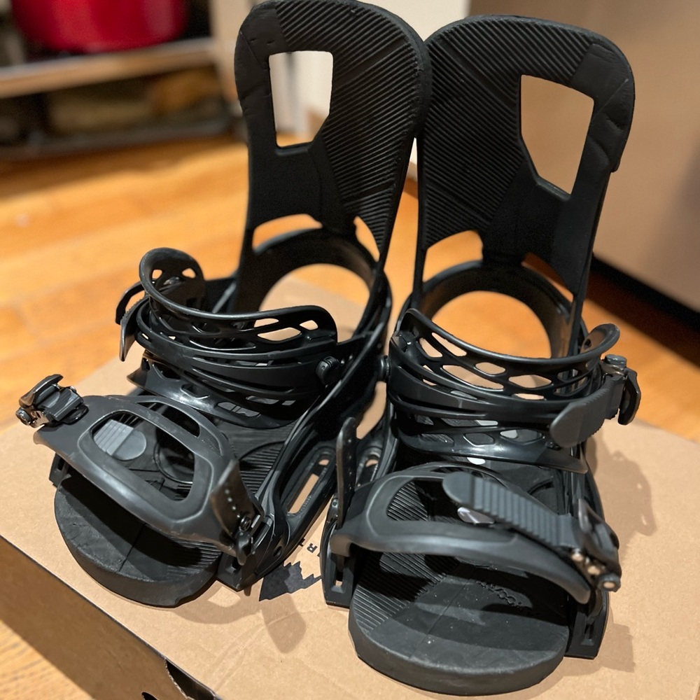 Burton Cartel EST bindings medium (for snowboard boots)
